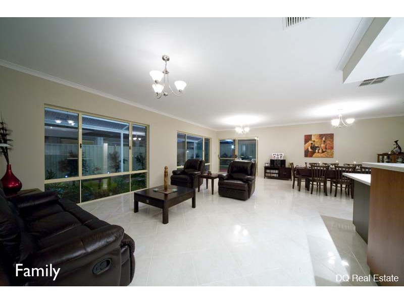17 Bonvin Gardens, Tapping WA 6065