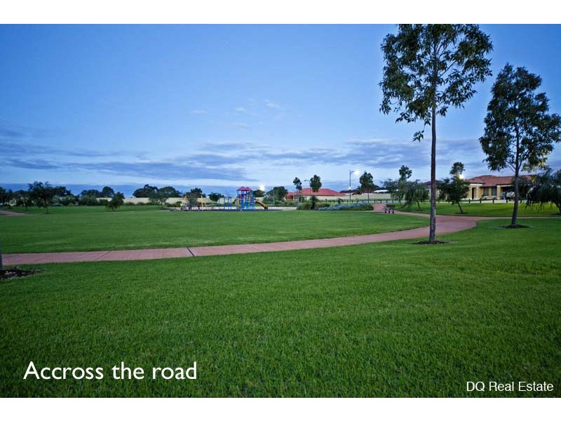 17 Bonvin Gardens, Tapping WA 6065