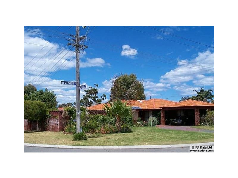 2/20 Dempster Road, Karrinyup WA 6018