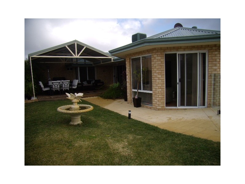 145 Fantail Cresent, Ellenbrook WA 6069