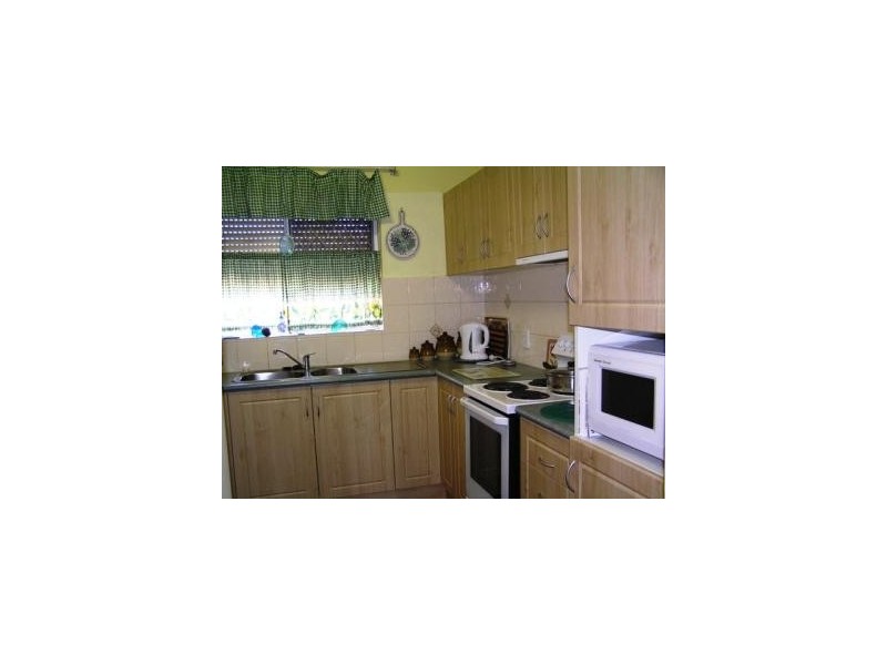 2/20 Dempster Road, Karrinyup WA 6018