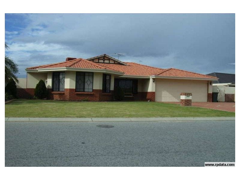 61 Palmerston Cr, Tapping WA 6065