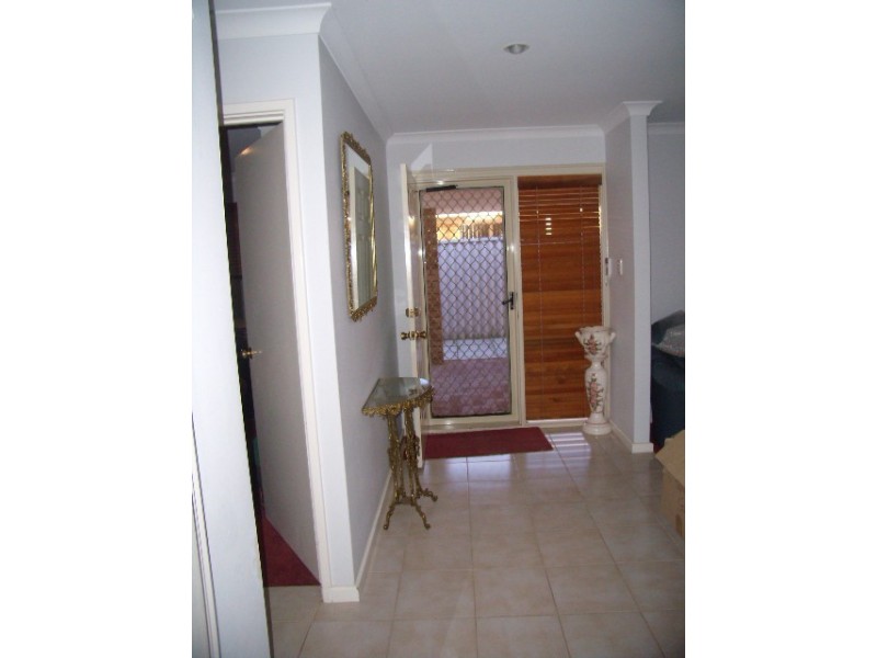 16b Mission Hills Place, Connolly WA 6027