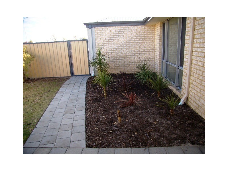 1 Meneguz Drive, Tapping WA 6065