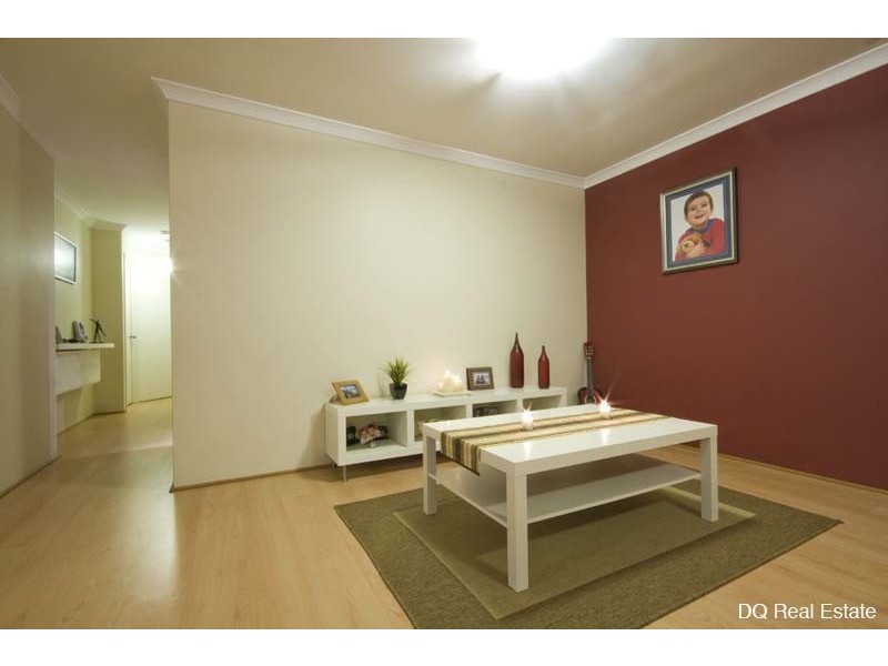 15 Bingarra Crescent, Tapping WA 6065