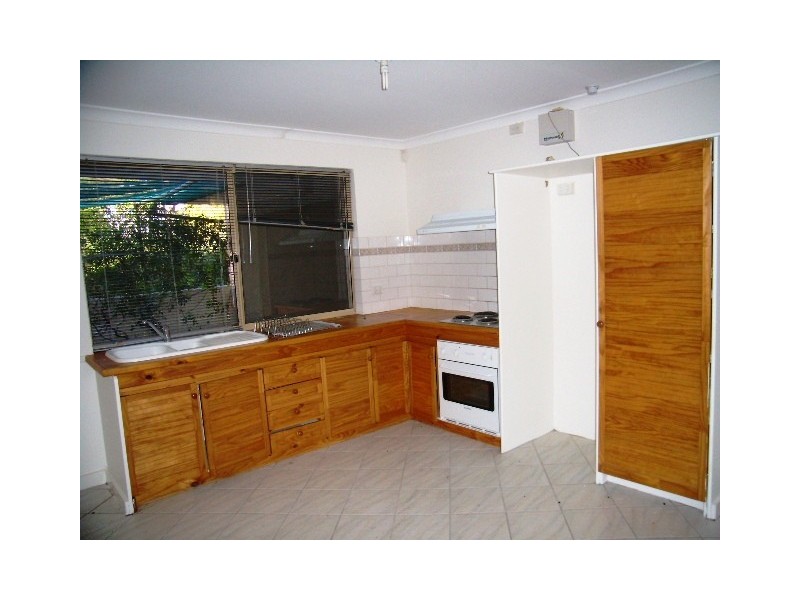 16 Lupin Court, Hocking WA 6065