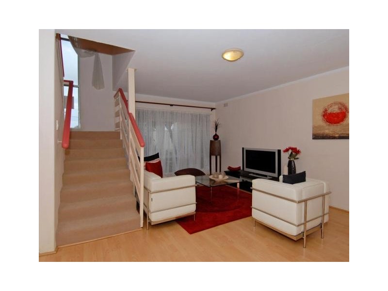 3d Brecknock Way, Girrawheen WA 6064