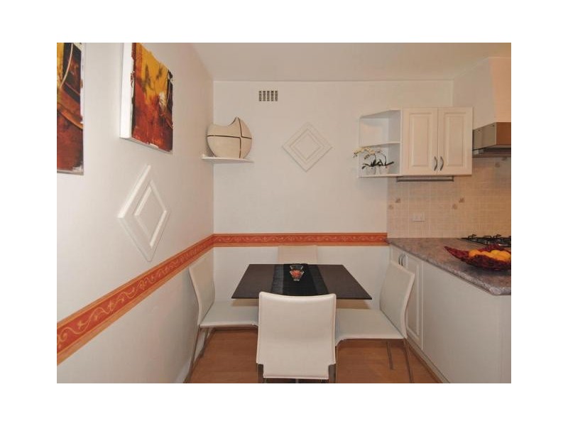 3d Brecknock Way, Girrawheen WA 6064