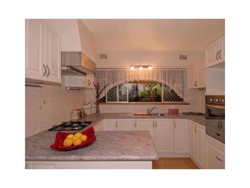 3d Brecknock Way, Girrawheen WA 6064