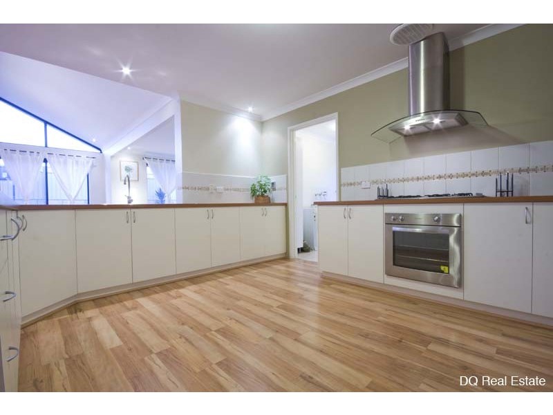 18 Basico Avenue, Sinagra WA 6065
