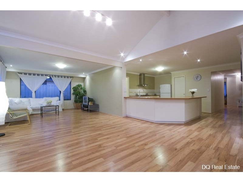 18 Basico Avenue, Sinagra WA 6065