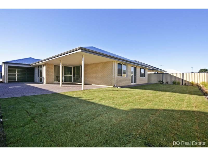 14 Tibicen Road, Tapping WA 6065