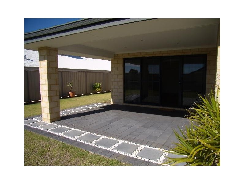 9 Ficarra Way, Sinagra WA 6065