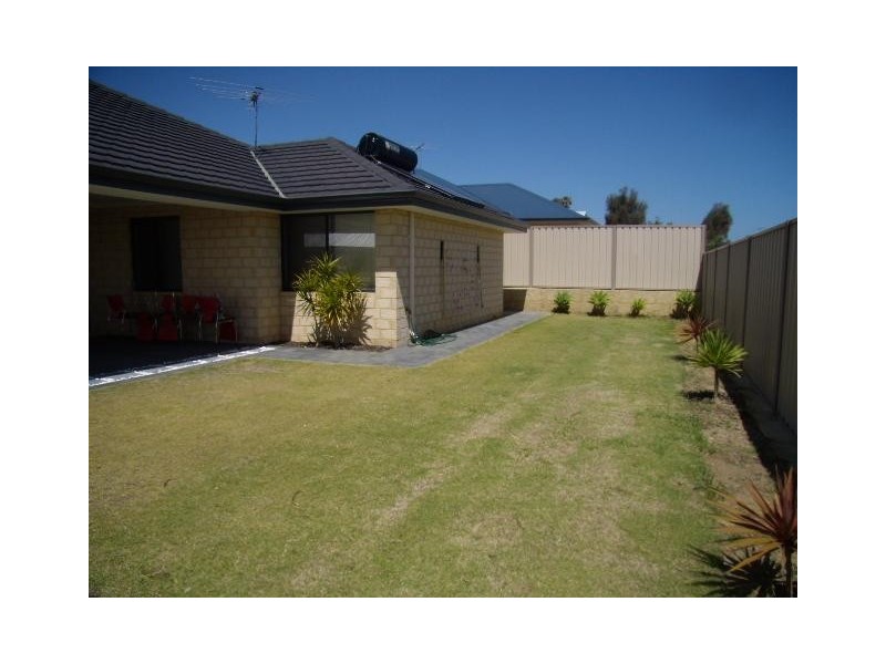 9 Ficarra Way, Sinagra WA 6065
