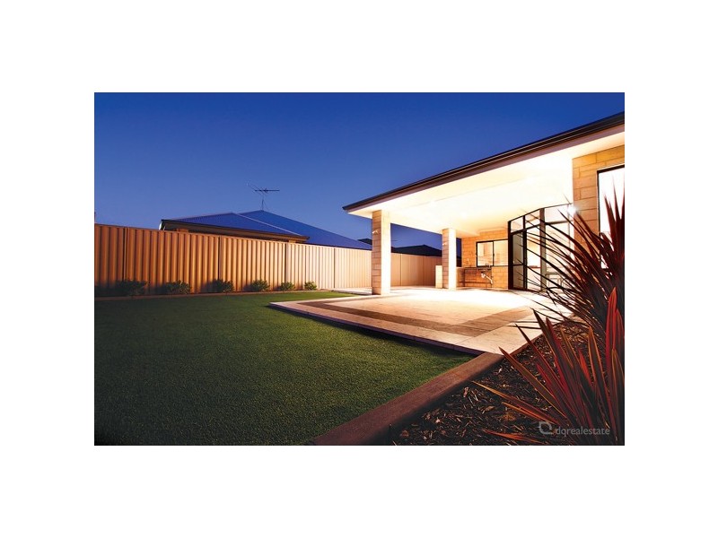 21 Castlebar Way, Darch WA 6065