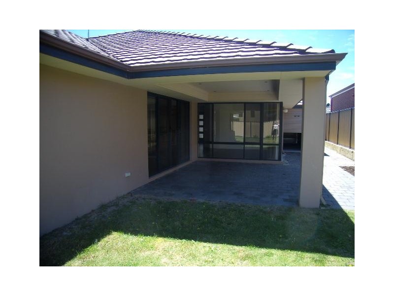 14 Watson Road, Wanneroo WA 6065