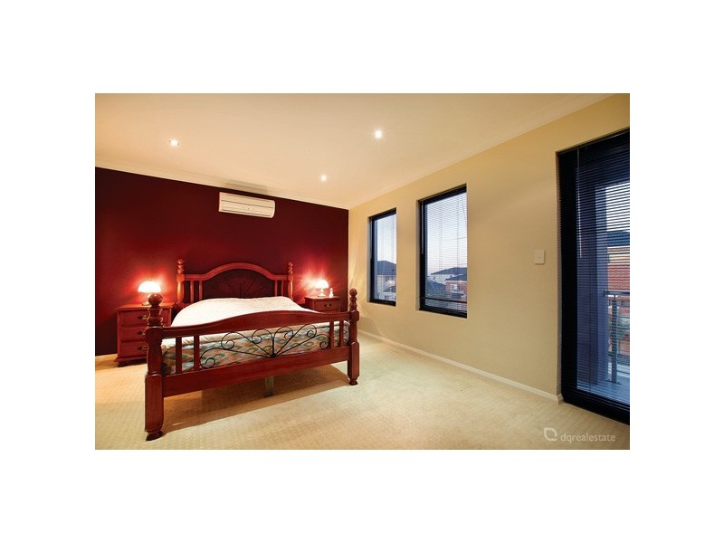 22 Saddler Circle, Mirrabooka WA 6061