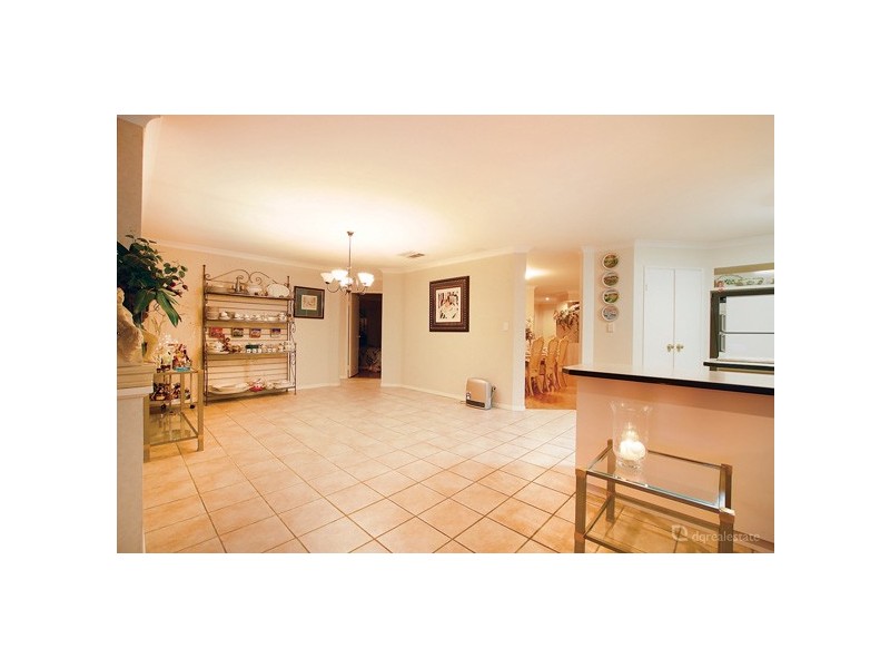 26 Rayner Drive, Landsdale WA 6065