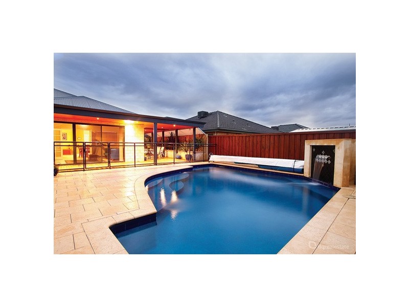 54 Fantail Crescent, Ellenbrook WA 6069