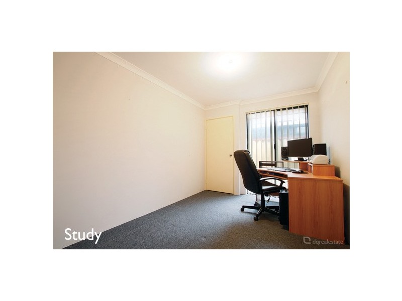 21 Hillwater Promenade, Beechboro WA 6063