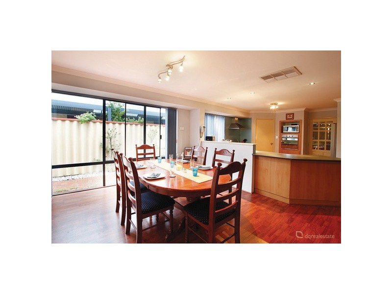 21 Hillwater Promenade, Beechboro WA 6063