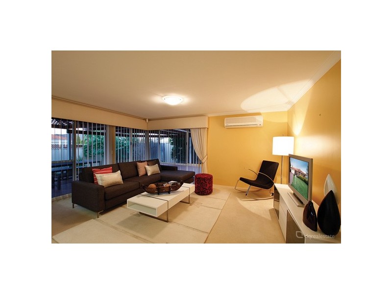 52 Manhattan Av, Iluka WA 6028