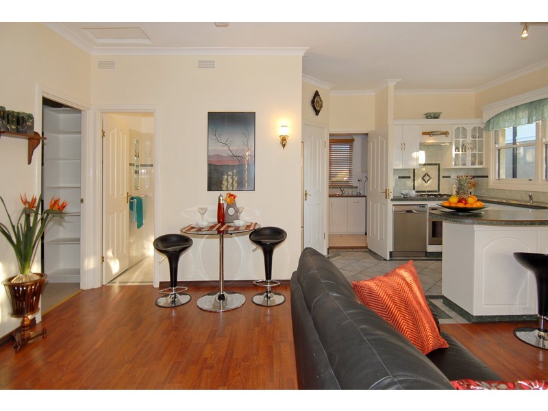 6 Patchem Way, Westminster WA 6061