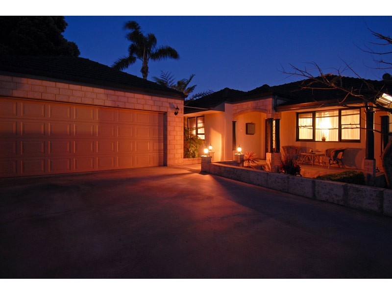 6 Patchem Way, Westminster WA 6061