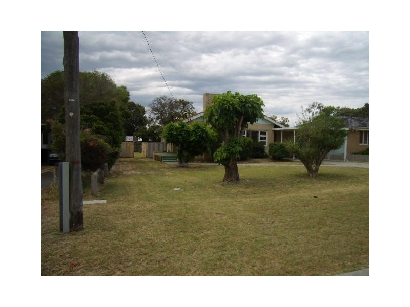 25 Garrick Way, Balga WA 6061