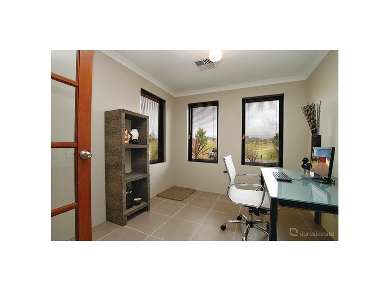 25 St Louis Avenue, Hocking WA 6065