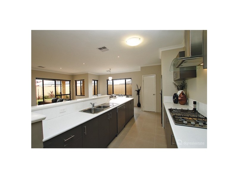 25 St Louis Avenue, Hocking WA 6065