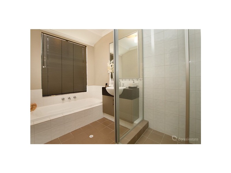 25 St Louis Avenue, Hocking WA 6065