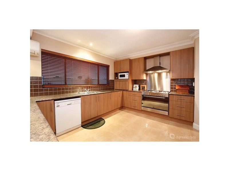 16 Archimedes Crescent, Tapping WA 6065