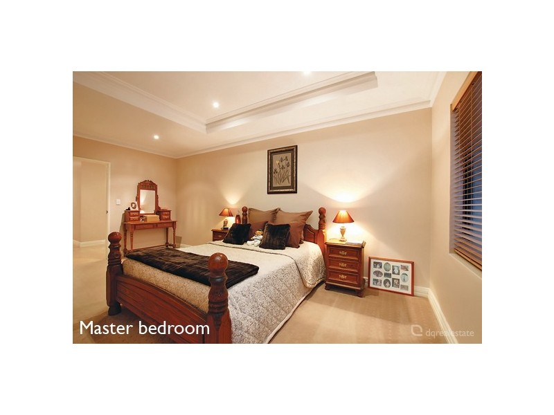 16 Archimedes Crescent, Tapping WA 6065