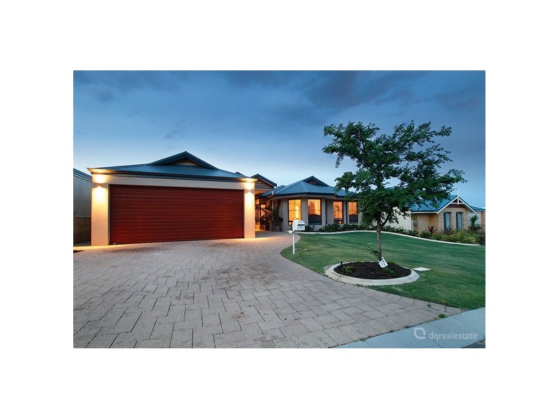 16 Archimedes Crescent, Tapping WA 6065