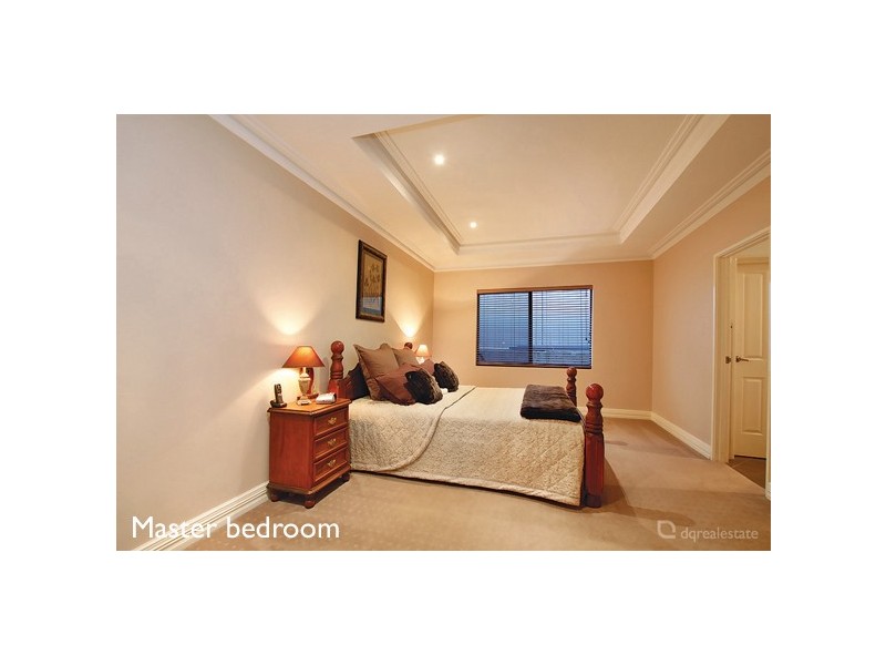 16 Archimedes Crescent, Tapping WA 6065