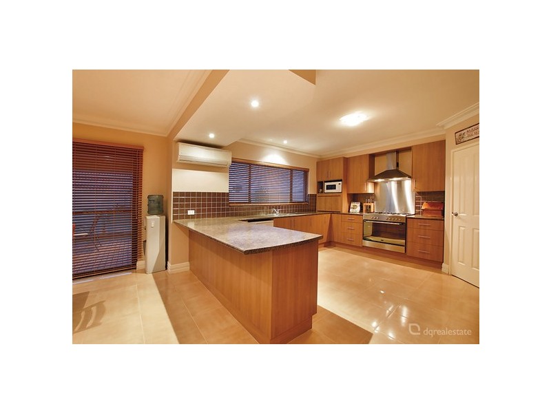 16 Archimedes Crescent, Tapping WA 6065