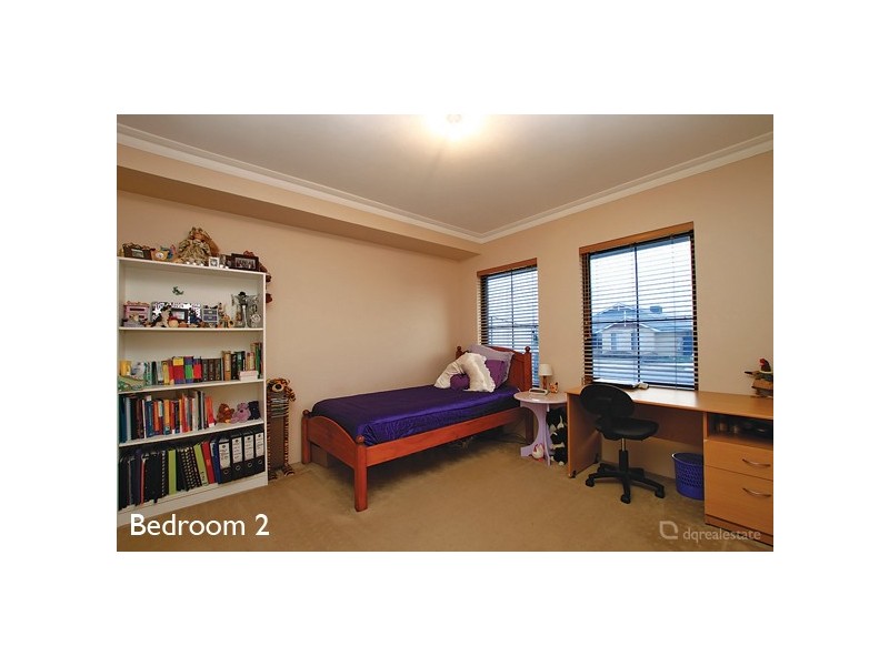 16 Archimedes Crescent, Tapping WA 6065