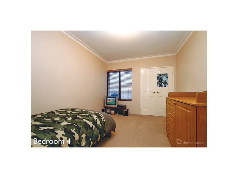 16 Archimedes Crescent, Tapping WA 6065