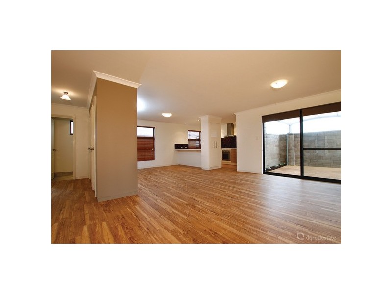 1/14 Copenhagen Road, Hocking WA 6065