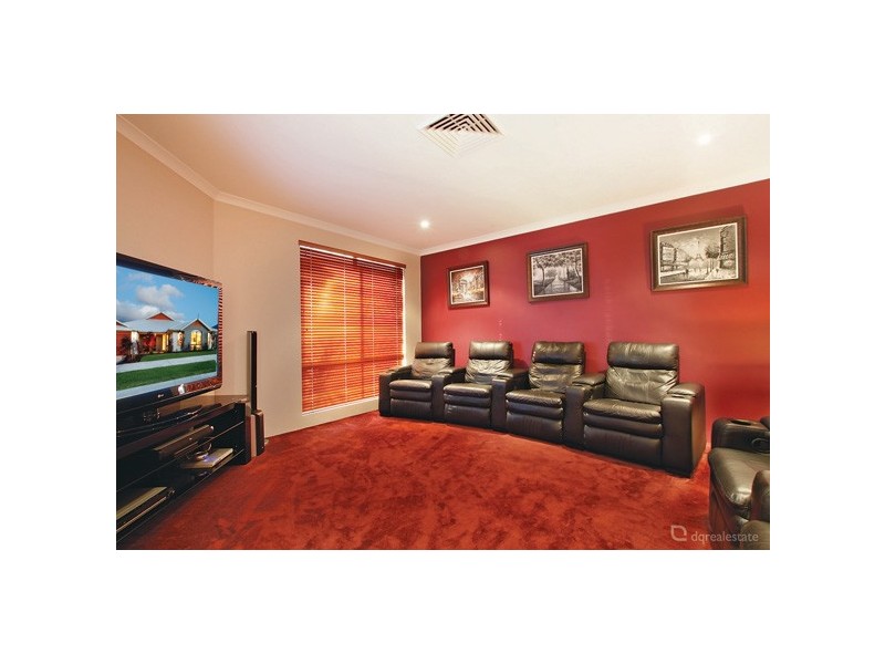 17 Goshawk Street, Tapping WA 6065