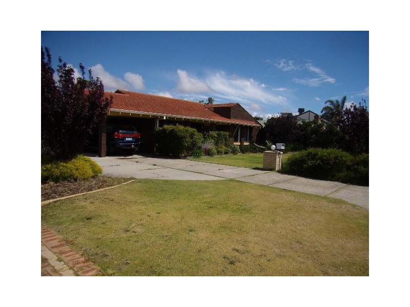 11 Woodland Loop, Edgewater WA 6027