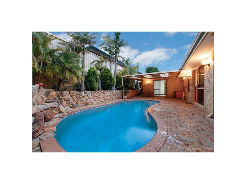 41 Monterey Drive, Woodvale WA 6026