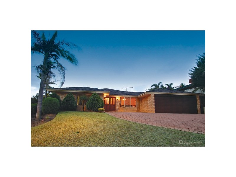 41 Monterey Drive, Woodvale WA 6026