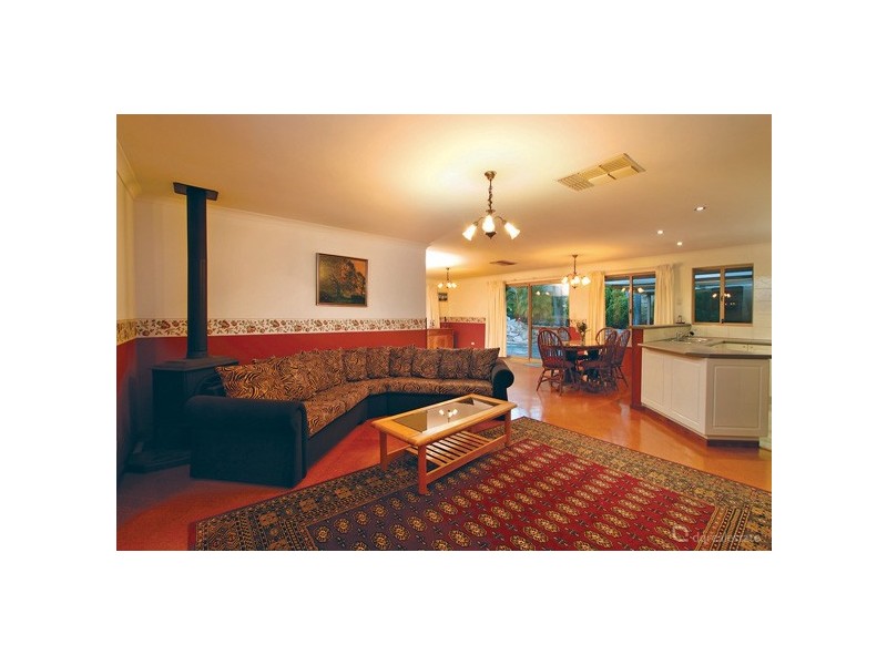 41 Monterey Drive, Woodvale WA 6026