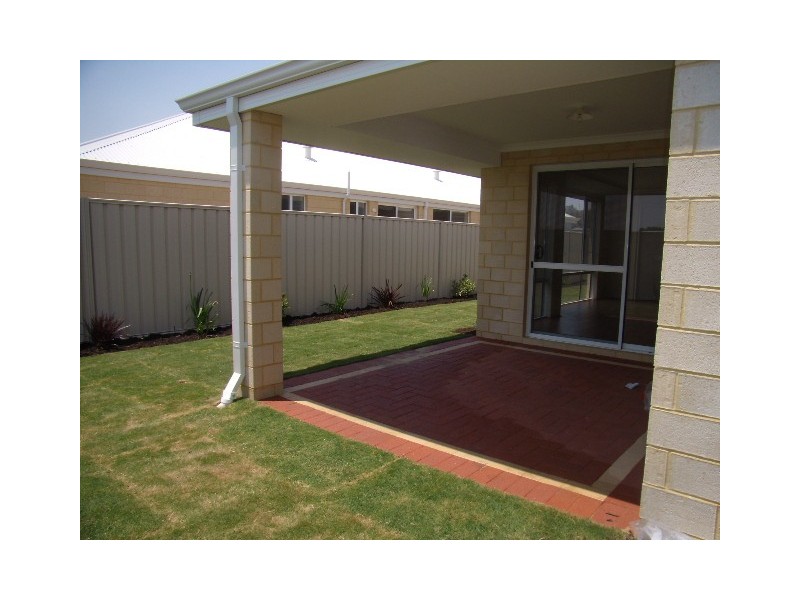 83 Hampton Road, Darch WA 6065