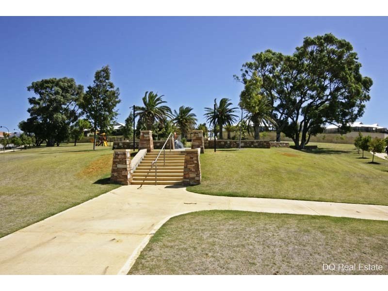 245 Ocean Keys Blvd, Clarkson WA 6030