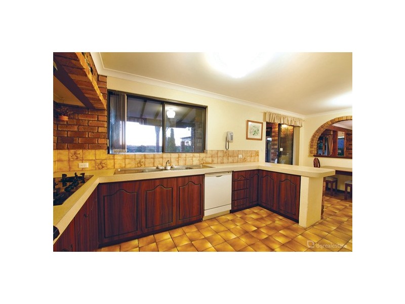 31 Tresise Street, Carine WA 6020