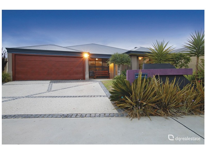 18 Bingarra Crescent, Tapping WA 6065