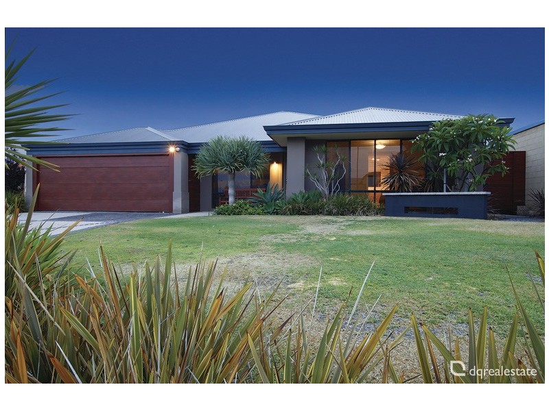 18 Bingarra Crescent, Tapping WA 6065